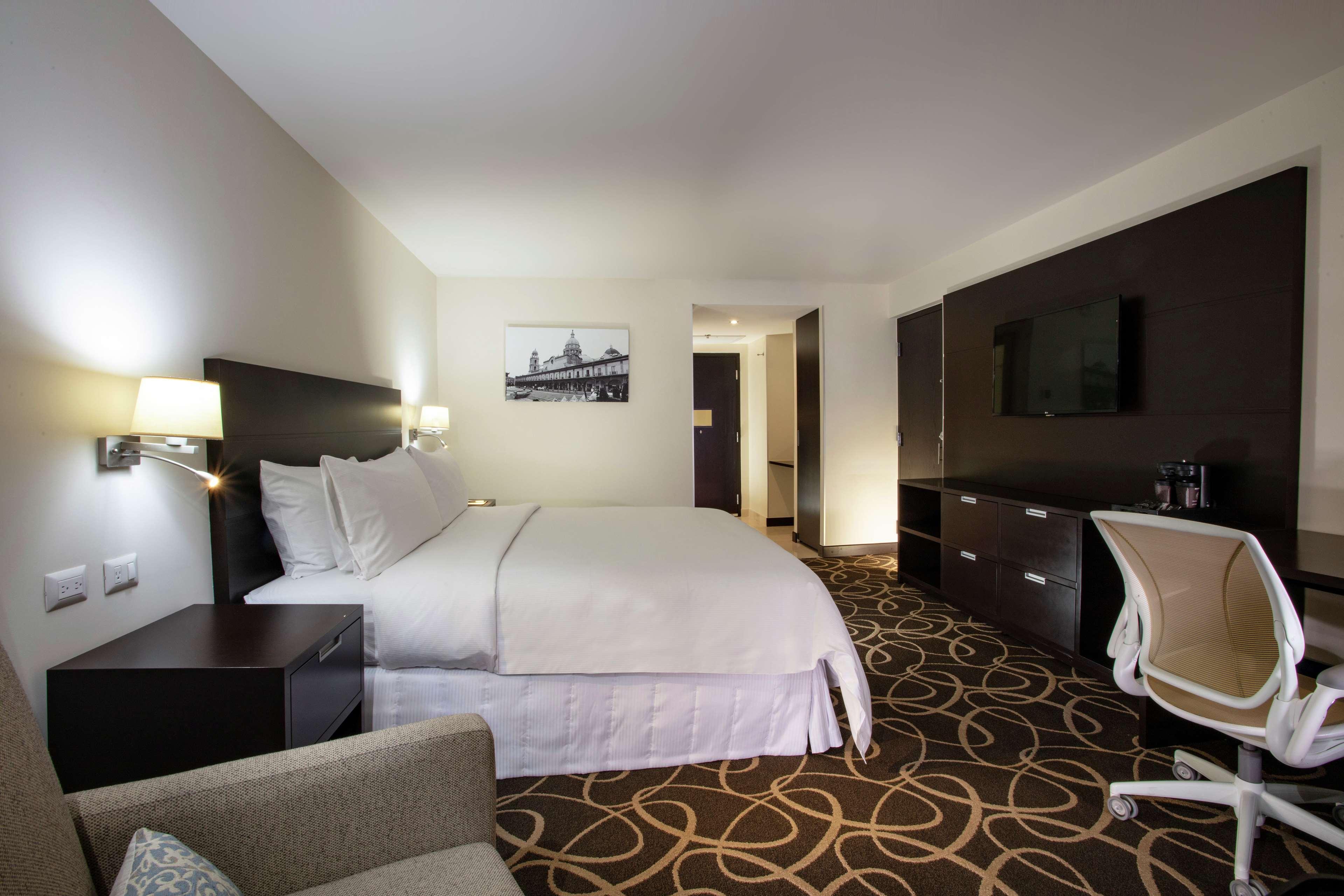 Doubletree By Hilton Toluca Ξενοδοχείο Εξωτερικό φωτογραφία