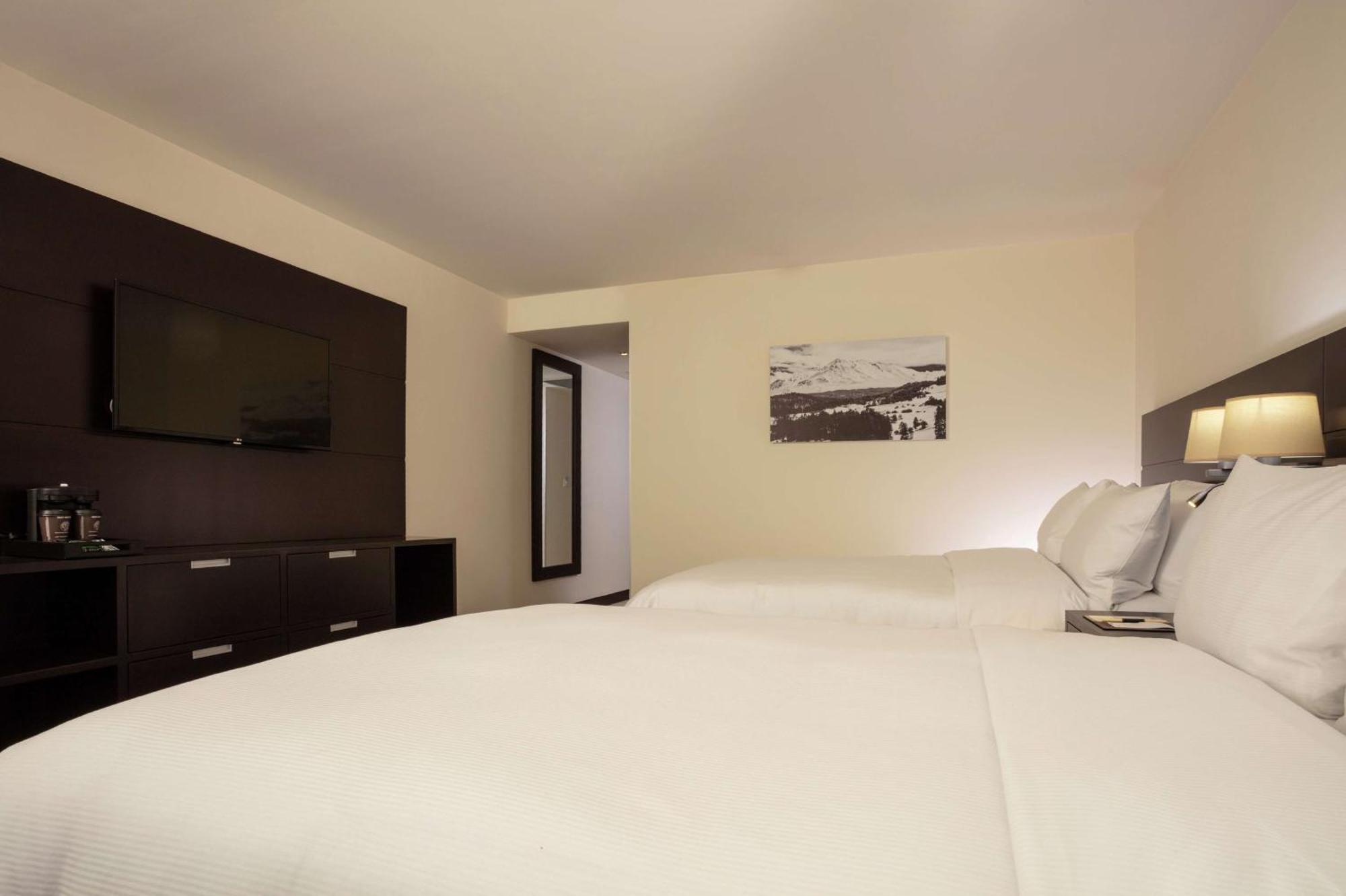 Doubletree By Hilton Toluca Ξενοδοχείο Εξωτερικό φωτογραφία