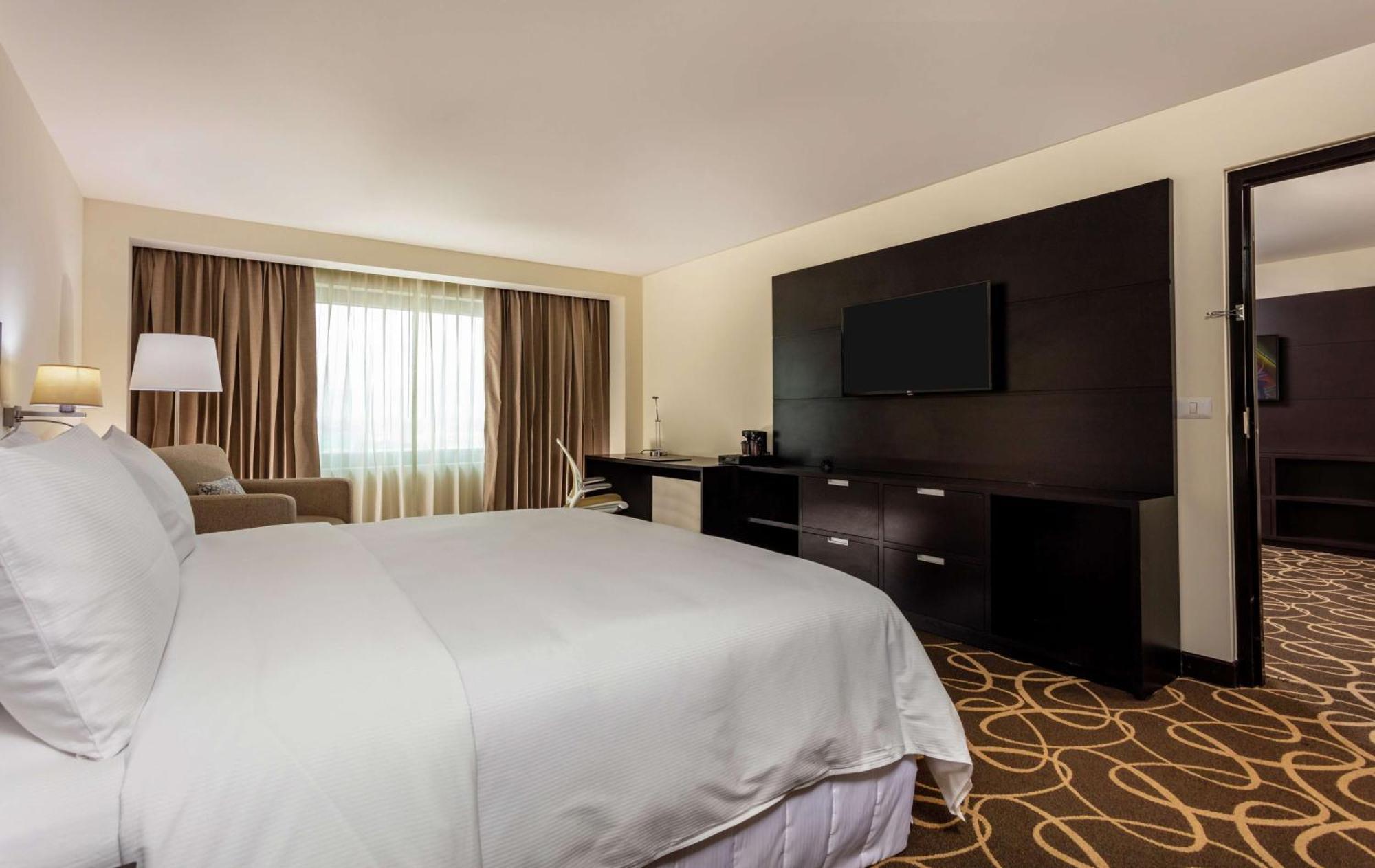 Doubletree By Hilton Toluca Ξενοδοχείο Εξωτερικό φωτογραφία