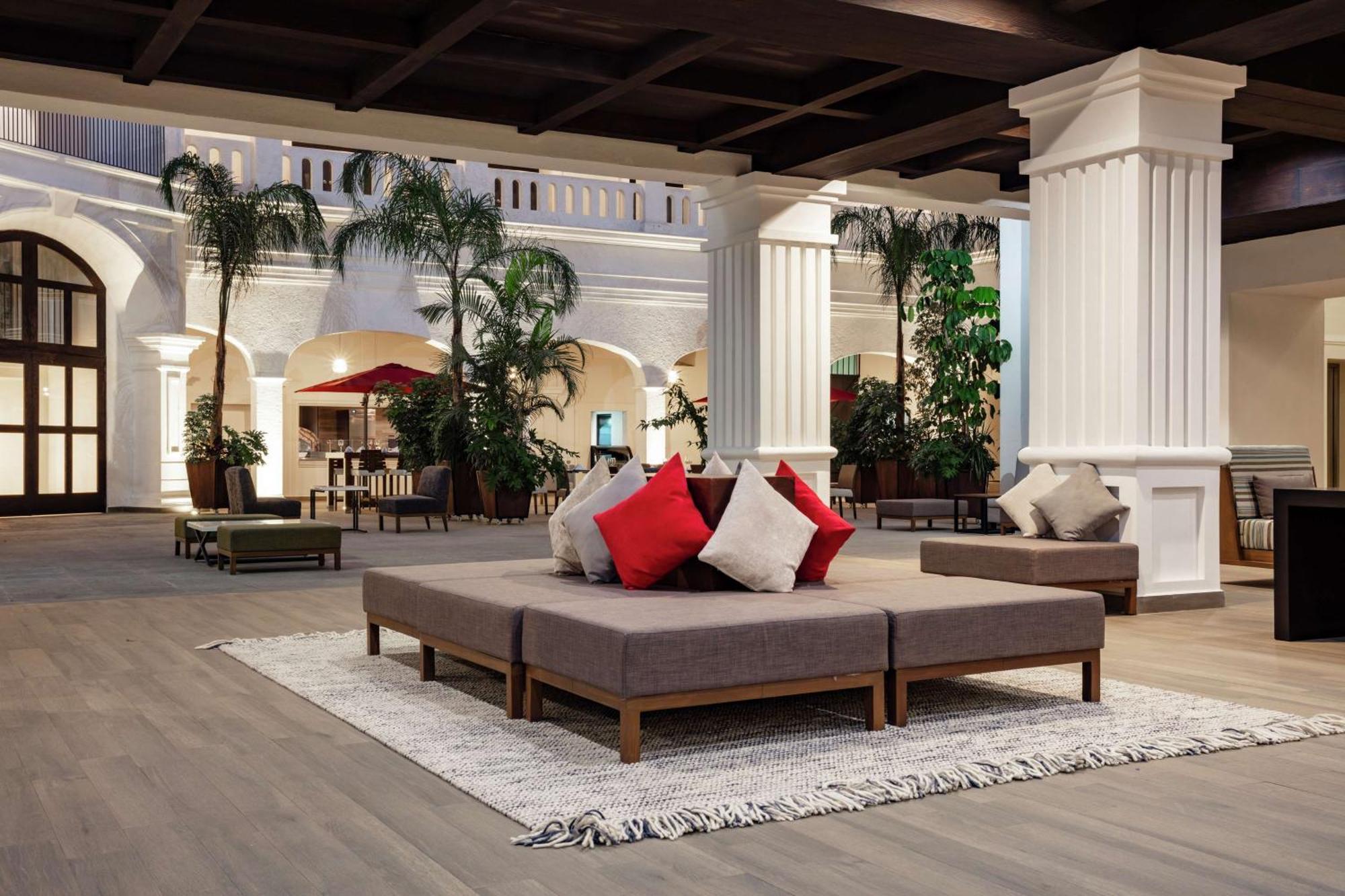 Doubletree By Hilton Toluca Ξενοδοχείο Εξωτερικό φωτογραφία